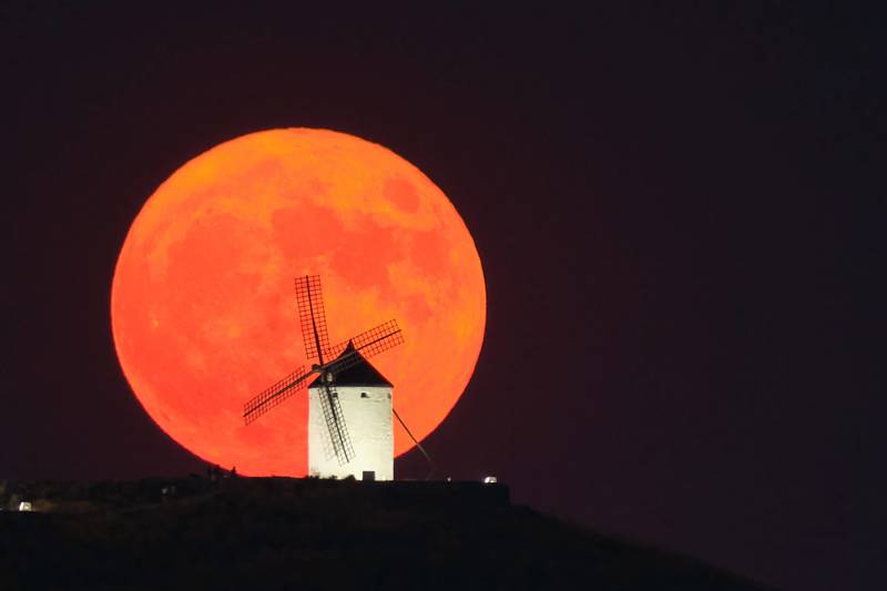 superluna del 14 de julio de 2022 en consuegra
